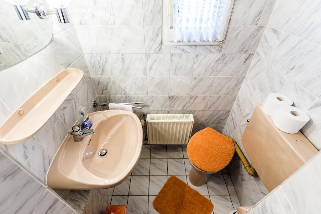 Ferienwohnung Koeln-Altstadt-Nord ภายนอก รูปภาพ